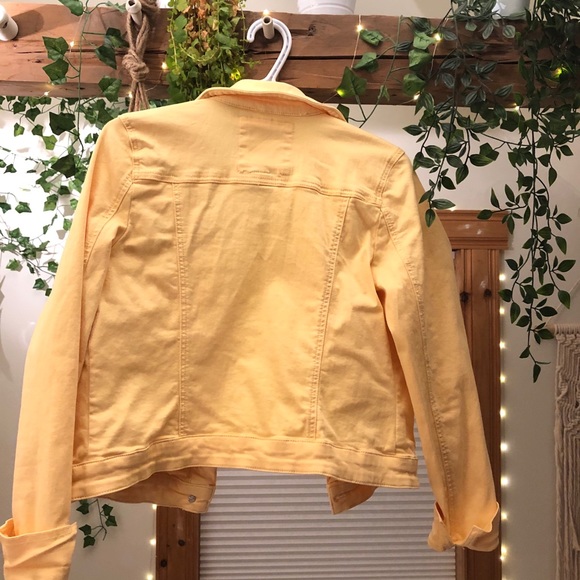 Yellow Jean jacket - Picture 2 of 2